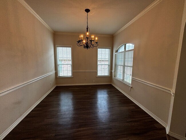 Foto del edificio - Charming 3 Bed, 2 Bath Home | 2,166 Sq Ft ...