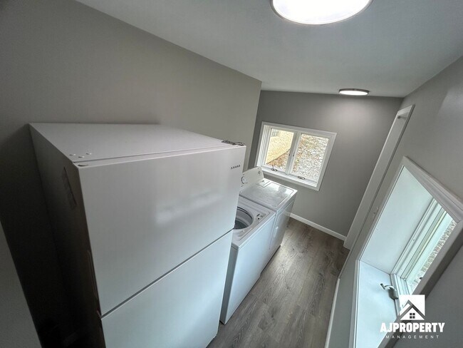 Foto del edificio - 2213 W 15th St