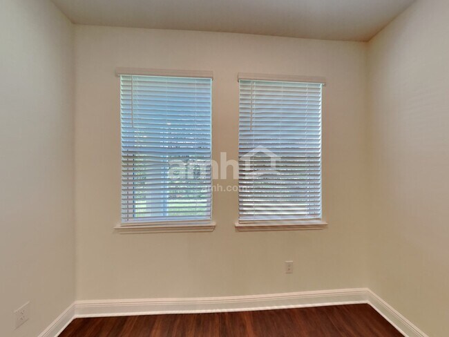 Foto del edificio - 6245 Emerald Hls Wy