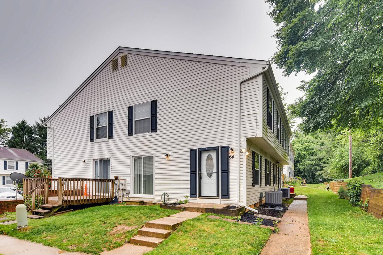 Primary Photo - 64 Brookshire Dr
