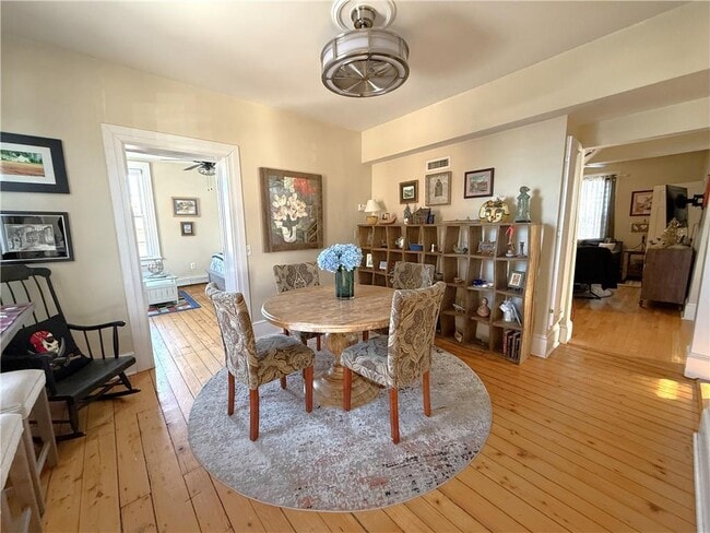 Foto del edificio - 3 Howard St