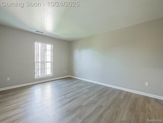 Building Photo - 8208 Chesapeake Cir