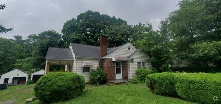 Building Photo - 4010 Reich St