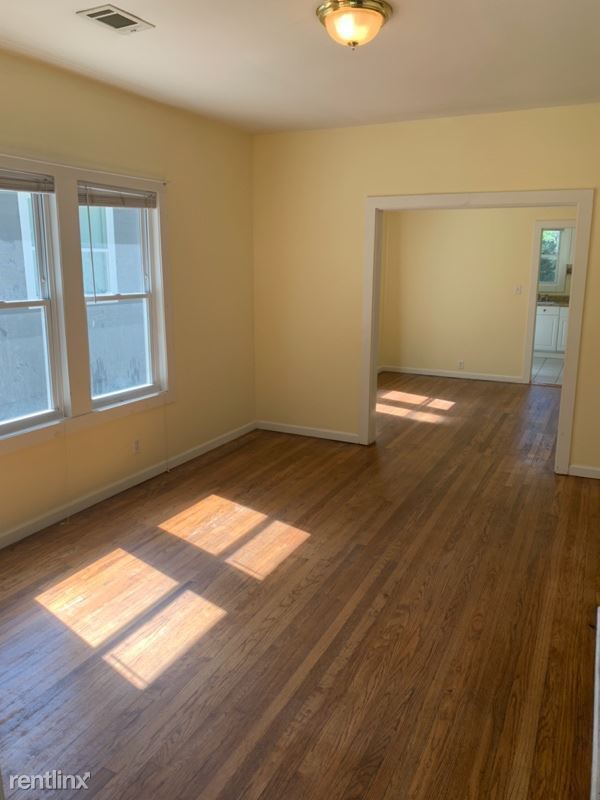 Building Photo - 3 br, 2 bath House - 125 Leslie St SE