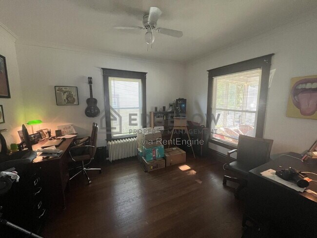 Foto del edificio - 1031 Tamarack Ave NW