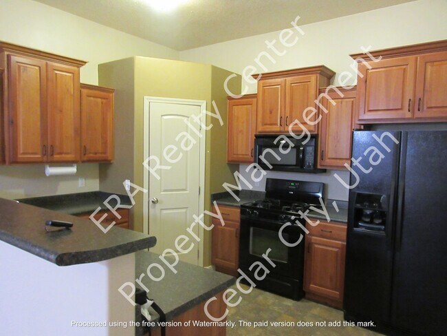 Foto del edificio - Move-In Discount!! 3 Bed 2 Bath Twin Home