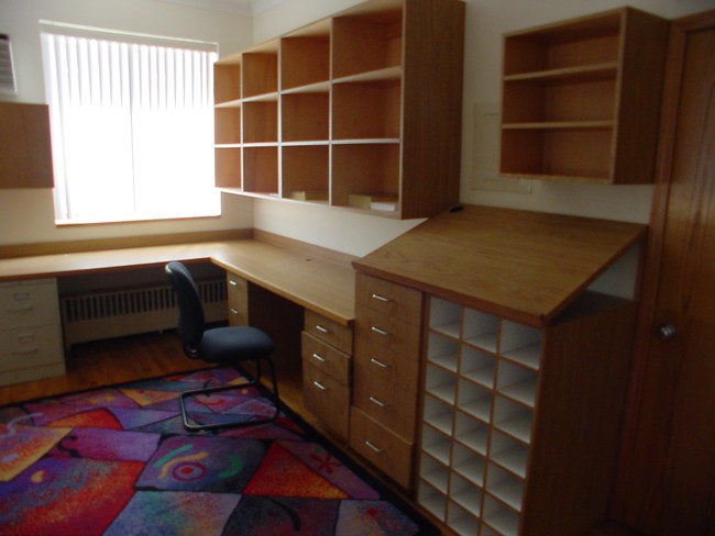 Interior Photo - 691-693 Lorimer St