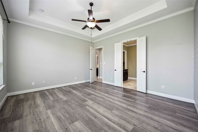 Foto del edificio - 13318 Cameron Reach Dr