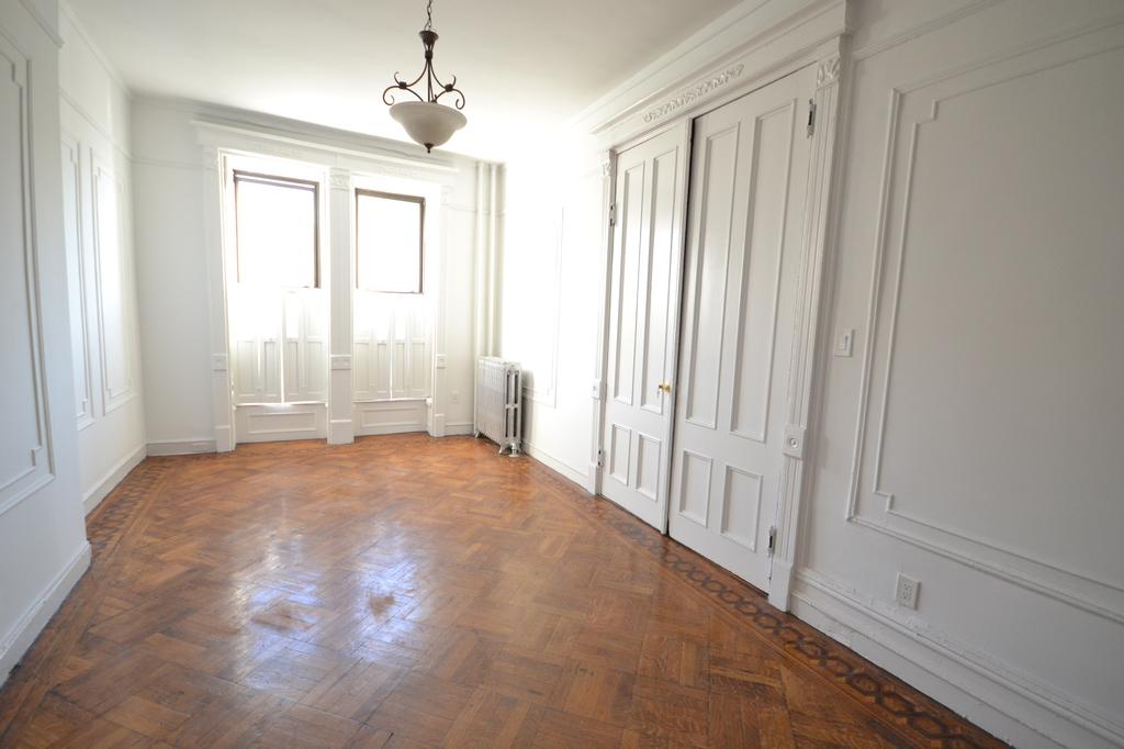 Foto principal - 285 Hart St