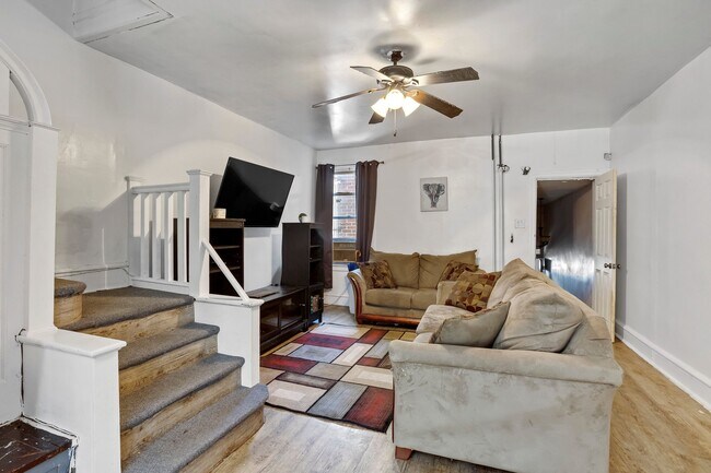 Building Photo - 6240 Haverford Ave