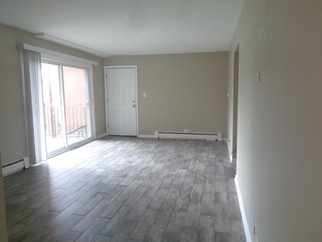 Building Photo - 7323 W 79th St