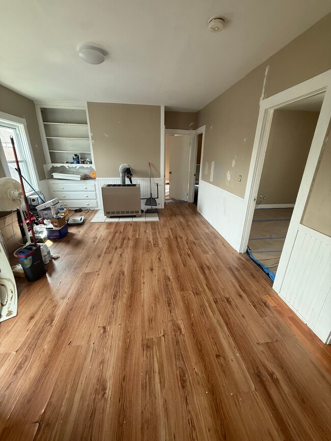 Dining room - 119 Division St
