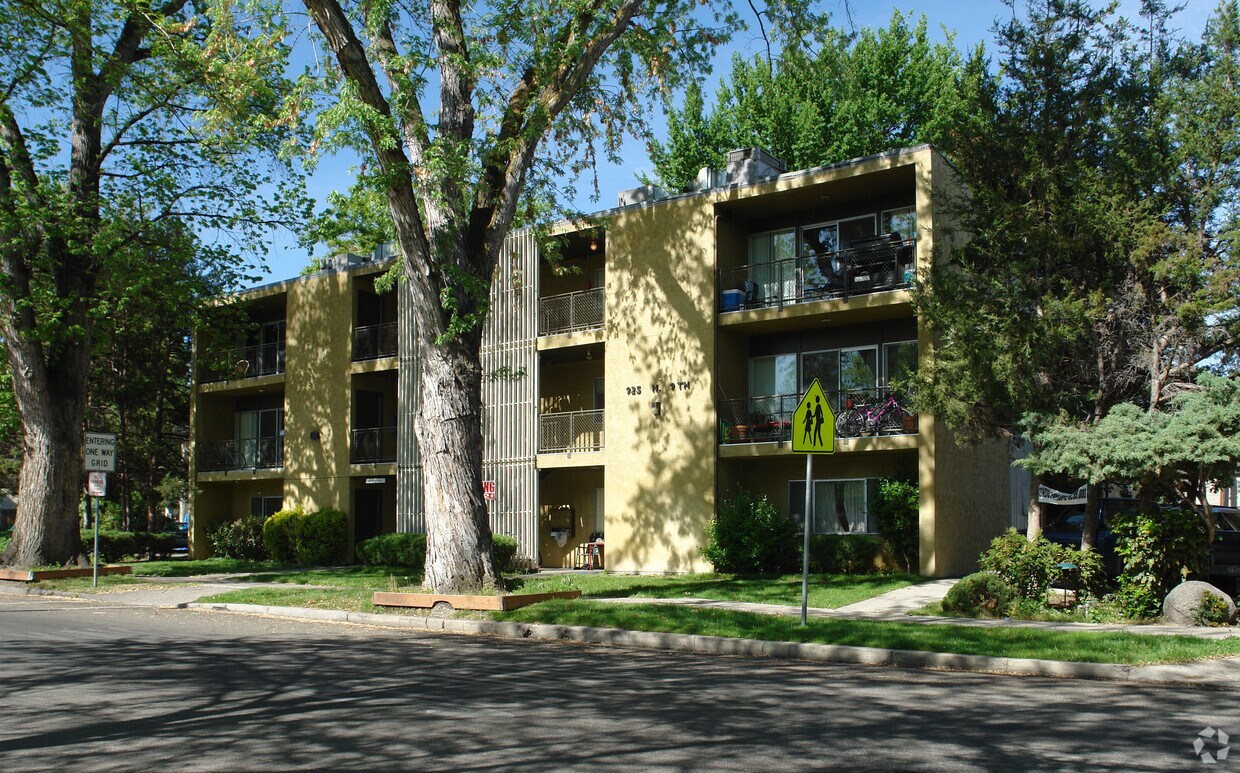 Primary Photo - Salud Condominiums