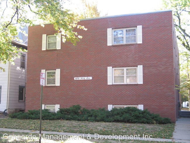 Building Photo - 5033 Huntington Ave
