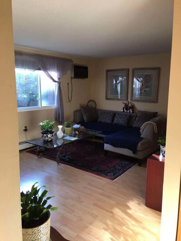 Foto principal - 62 Purchase St