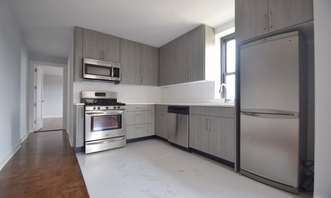 Foto del edificio - 217 Drake Ave