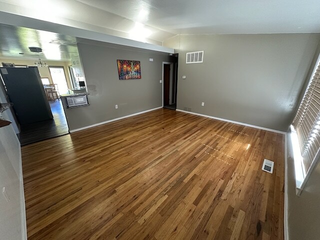 Foto del edificio - 1485 N 6th E St
