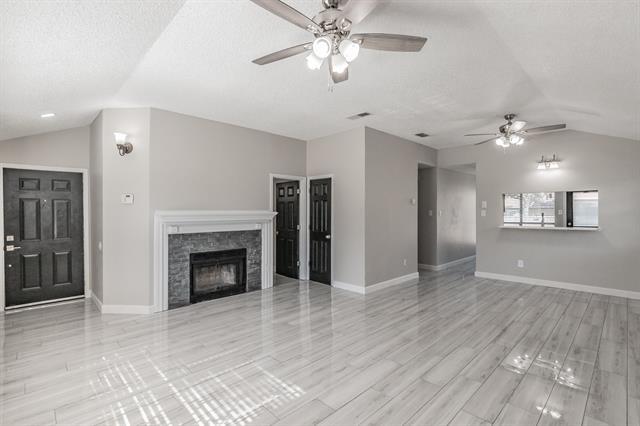 Building Photo - 2924 Post Oak Dr
