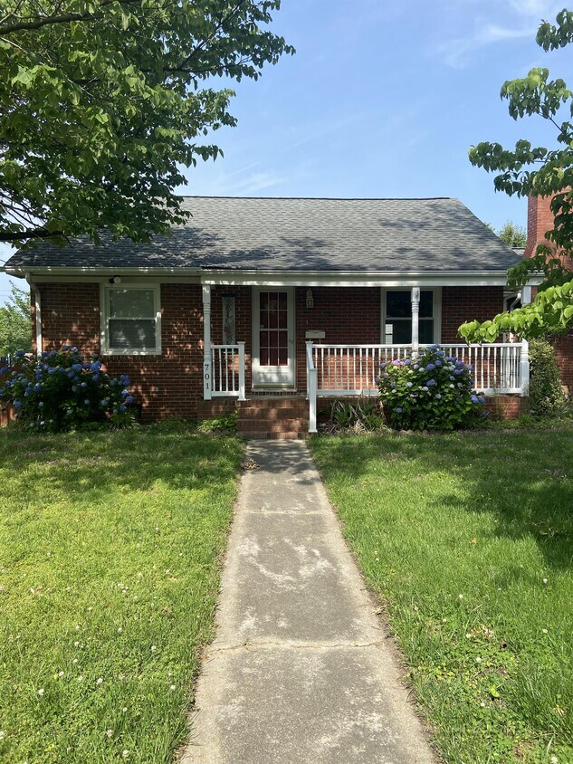701 Harway Ave, Chesapeake, VA 23325 House Rental in Chesapeake, VA