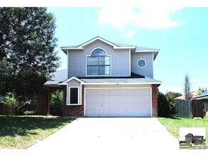 Building Photo - 307 E Hogan Dr