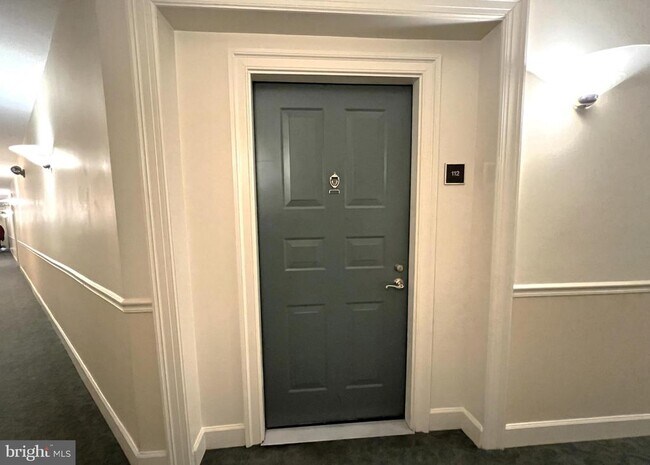 Foto del edificio - 12919 Alton Square