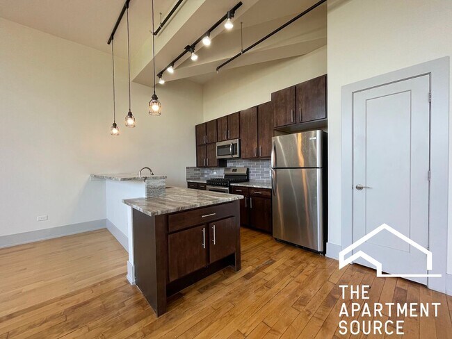 Foto del edificio - 1432 W 21st St