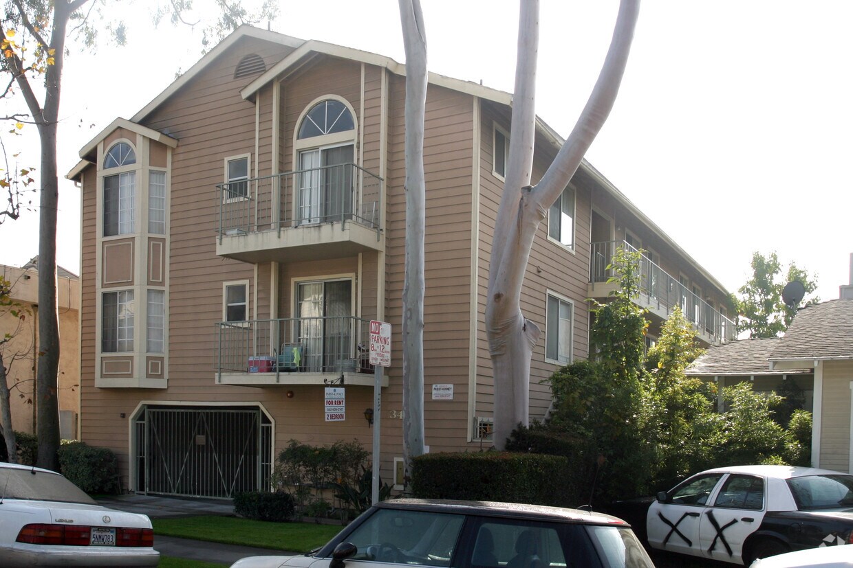 Foto del edificio - 3420 E Ransom St