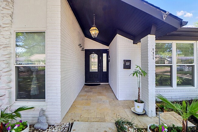 Building Photo - 5951 Yarwell Dr