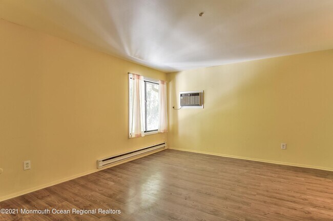 Foto del edificio - 58 Amberly Dr