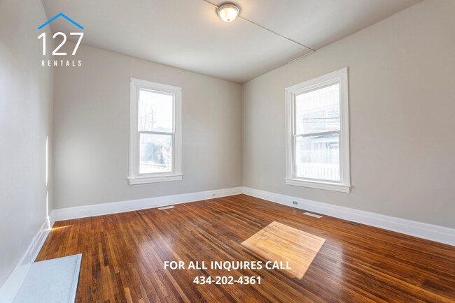 Building Photo - Modern Comfort Meets Prime Convenience - 3BR/2BA in Lynchburg!