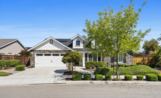 Building Photo - 9406 Pearwood Way