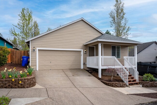 Building Photo - 14046 SE Summerfield Loop
