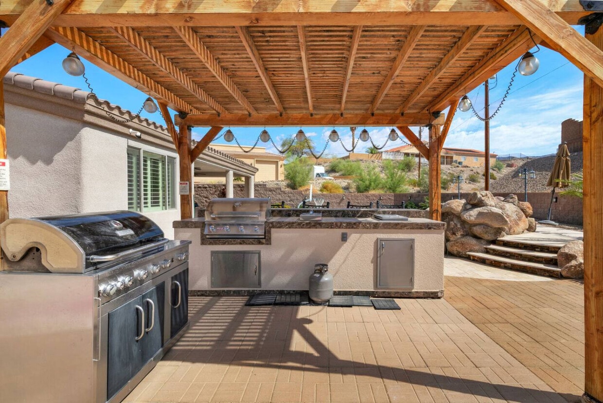 Foto principal - 3940 Duke Dr