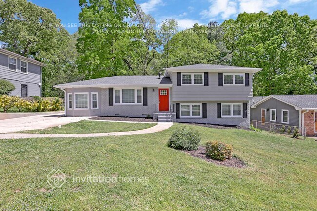 Building Photo - 2582 Hatfield Cir SE