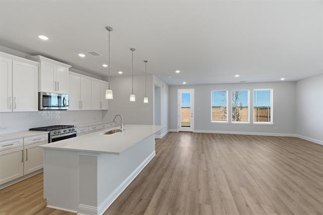 Foto del edificio - 2020 Beeflower St