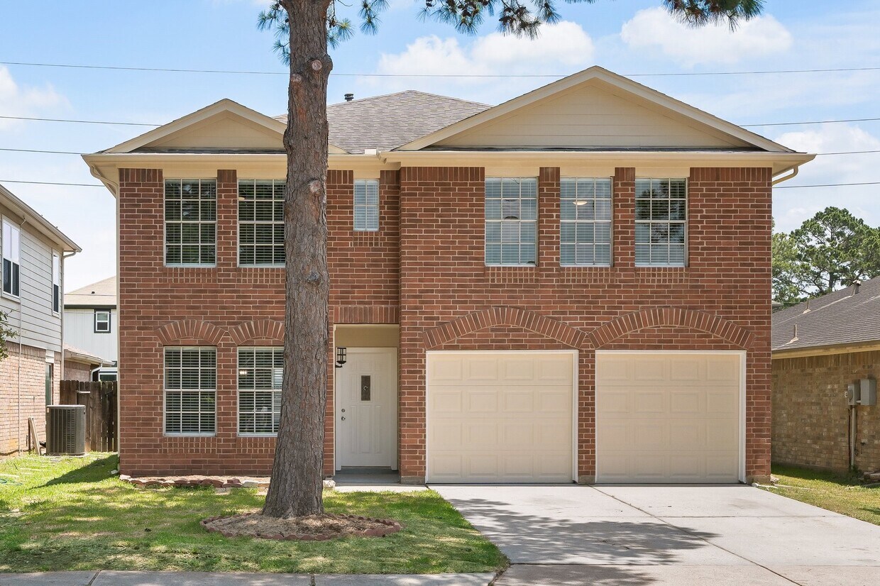 Foto principal - 19222 Wading River Dr
