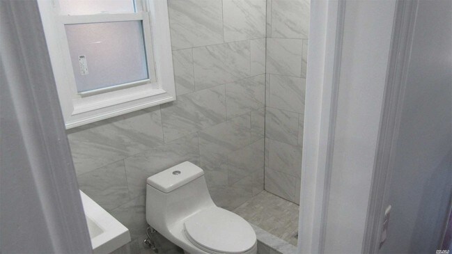 Foto del edificio - 357 Linwood St