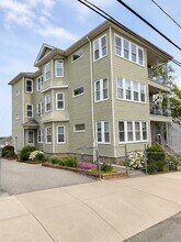Building Photo - 1026 Rock St