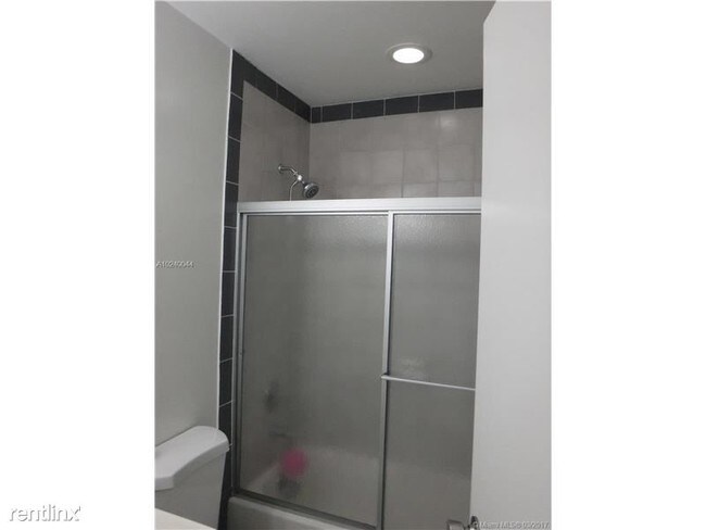 Building Photo - 3 br, 2.5 bath  - 22348 SW 103rd Ct