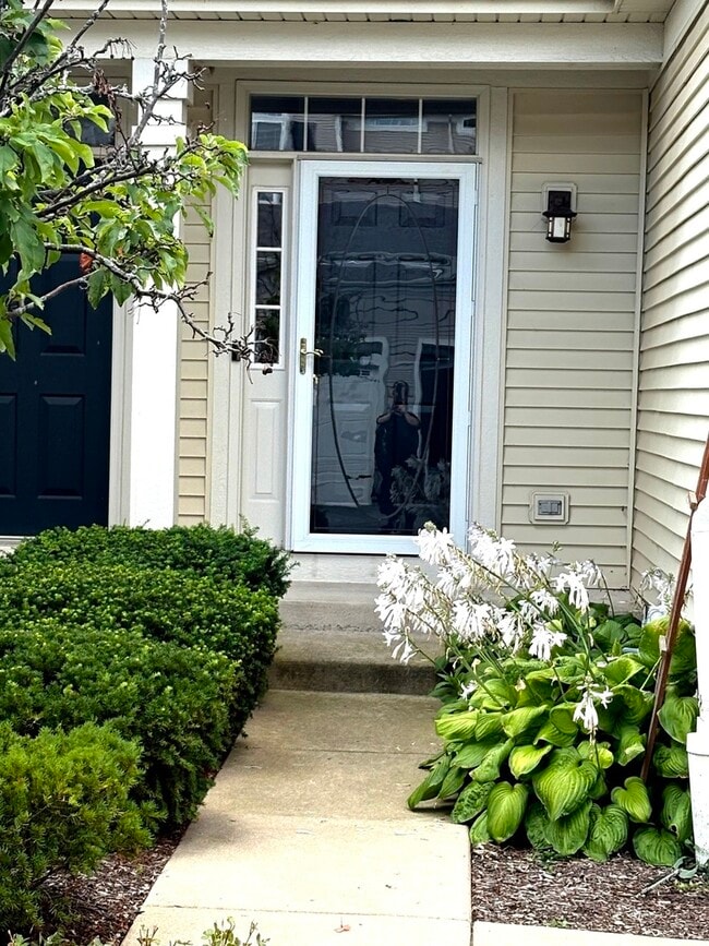 Building Photo - 696 S Jade Ln