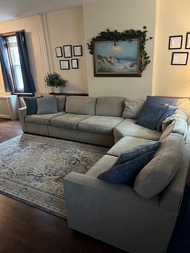 Building Photo - 511 Stanwood St