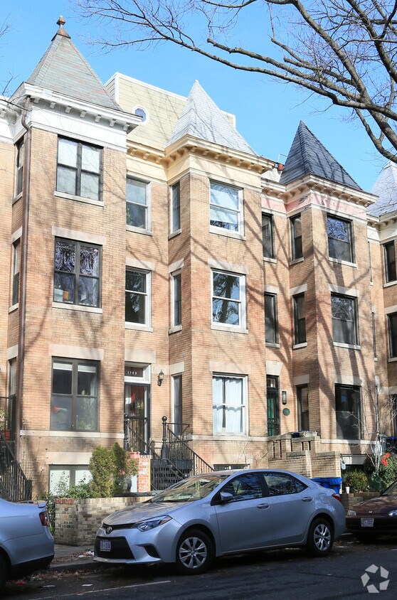 Foto del edificio - 1723 Euclid St NW