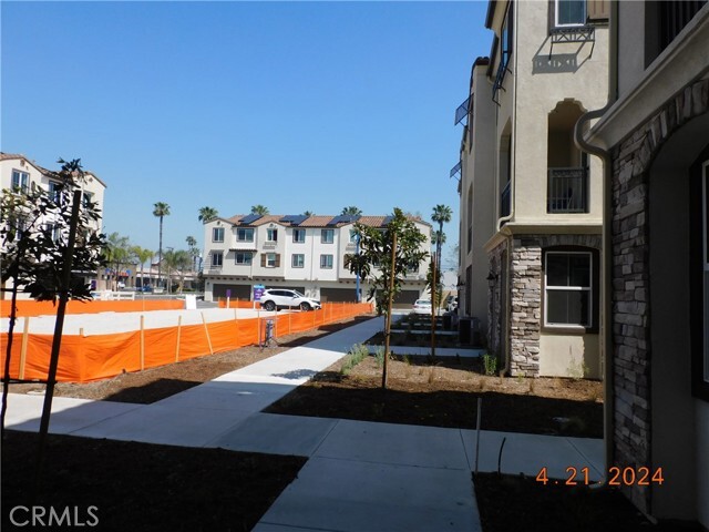 Building Photo - 2119 Yukon