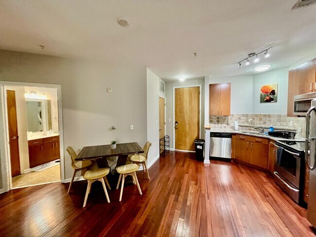 Foto del edificio - 898 Oak St SW