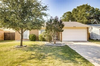 Building Photo - 914 Sunny Slope Dr