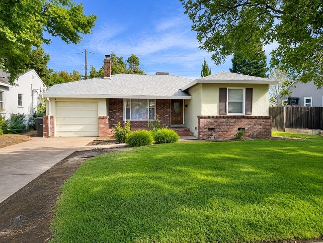 Photo - 6211 4th Ave (Sacramento, CA) House