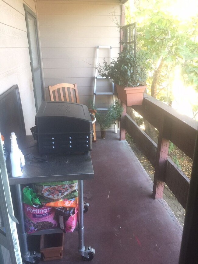 Foto del edificio - 2 Bedroom 1 Bath Condo Downtown SLO