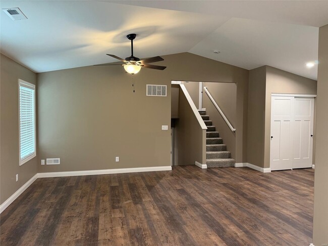 Building Photo - 1135 Baseball Dr