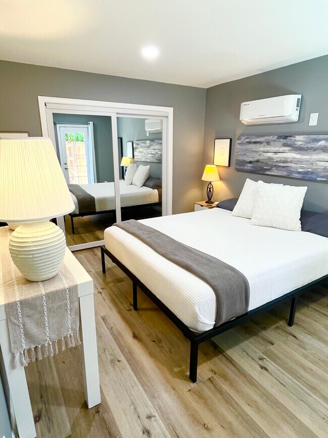 Foto del edificio - 17232 Welby Way
