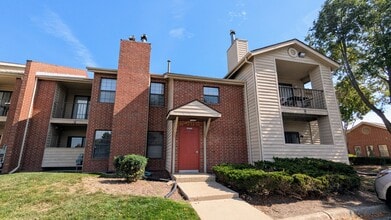 Building Photo - 2060 N Rand Rd